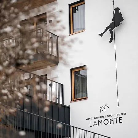 Lamonte Luxury Apartament *